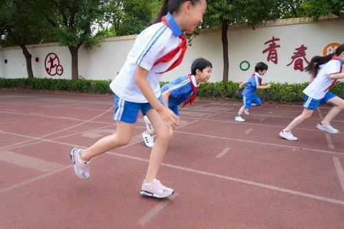 初中女生想“瘦腿”尽量别碰这3永利澳门官方入口运动小心变成“大粗腿”！(图3)