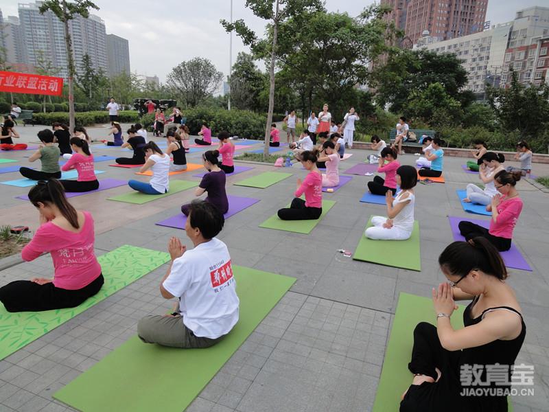 最适合永利app手机版官网练瑜伽的是哪几种人 瑜伽学习(图1)